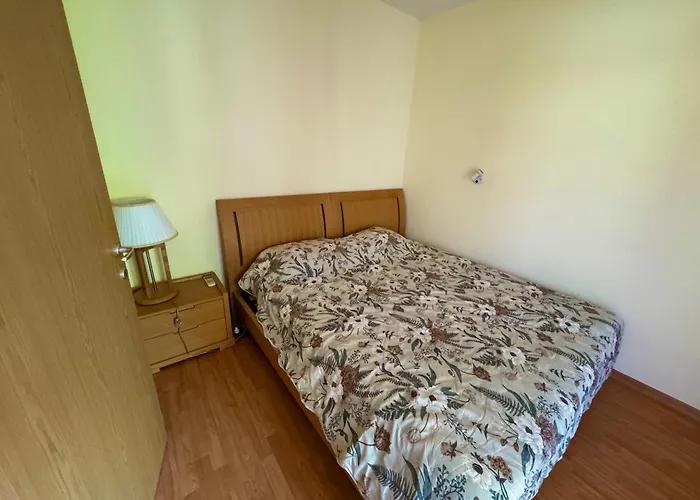 райский сад-garden Of Eden Sveti Vlas